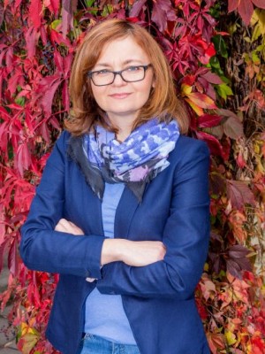 Monika Łężyk Monika Łężyk, mgr pedagogiki, oligofrenopedagog, terapeuta SI